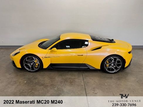 Used 2022 Maserati MC20 Coupe RWD image 5