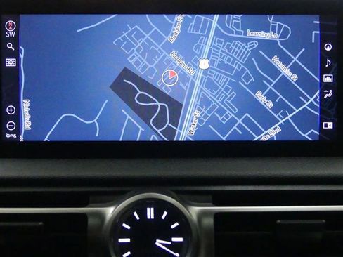 Used 2022 Lexus IS 500 image 10