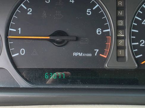 Used 2000 Cadillac Eldorado ESC w/ Comfort/Convenience Pkg FWD image 13