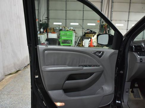 Used 2010 Honda Odyssey EX-L image 9
