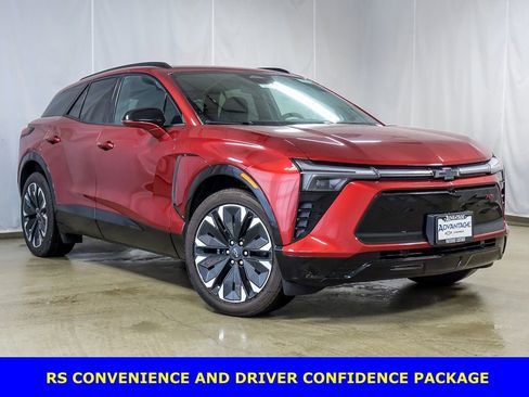 New 2025 Chevrolet Blazer EV RS image 2