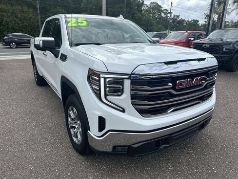 Used 2025 GMC Sierra 1500 SLT RWD image 10