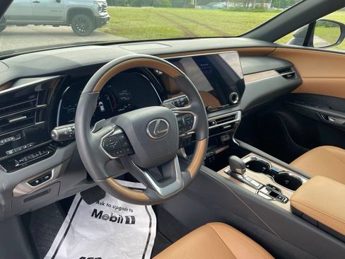 Used 2025 Lexus RX 350 Premium FWD image 23