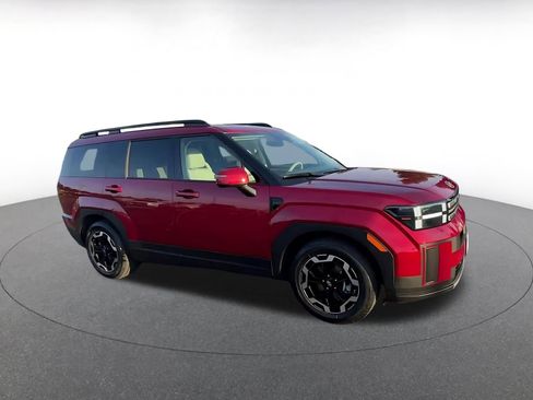 Used 2025 Hyundai Santa Fe SEL image 2