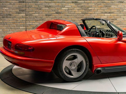 Used 1992 Dodge Viper RT/10 image 11