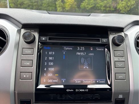 Used 2018 Toyota Tundra SR5 w/ SR5 Upgrade Package image 24