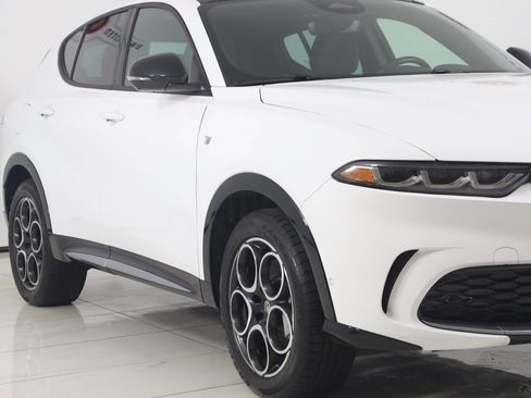 Used 2024 Alfa Romeo Tonale Ti w/ Active Assist Package image 40