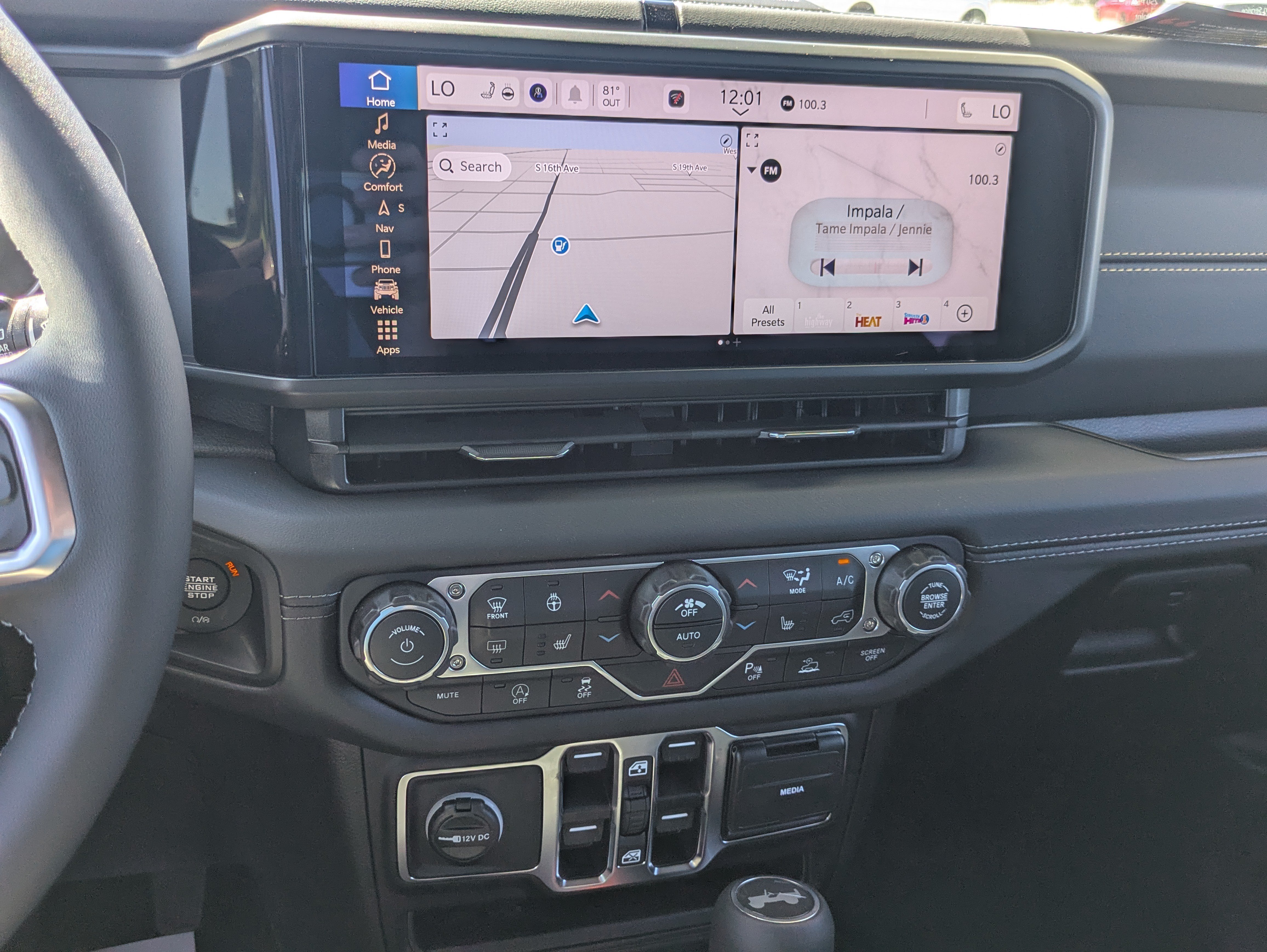 New 2027 Jeep Wrangler Unlimited Sahara AWD/4WD image 16