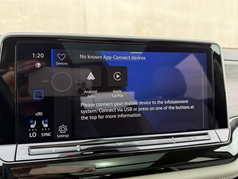 Certified 2025 Volkswagen Atlas SEL image 15