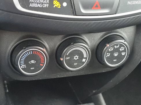 Used 2015 Mitsubishi Outlander Sport ES image 19