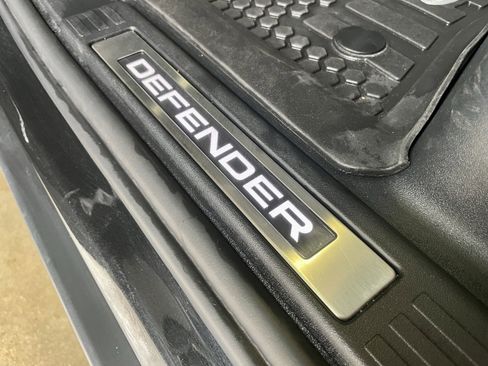 Certified 2024 Land Rover Defender 130 X image 43