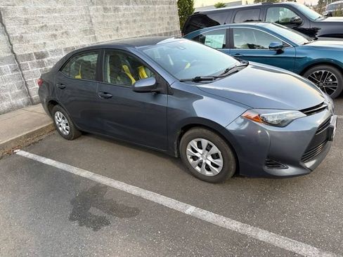 Used 2018 Toyota Corolla L FWD image 5