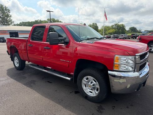 Used 2009 Chevrolet Silverado 2500 LT w/ Suspension Package, Off-Road AWD/4WD image 7