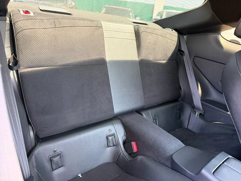 Used 2025 Toyota GR86 Premium w/ ALL Weather Mat Package (TMS) RWD image 16