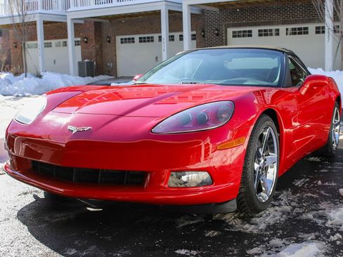 Used 2007 Chevrolet Corvette Convertible w/ Preferred Equipment Group RWD image 15