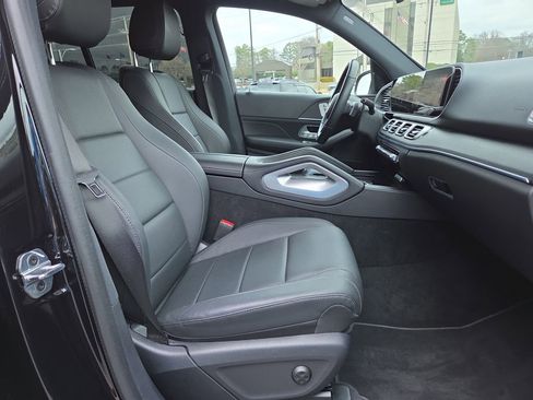 Certified 2025 Mercedes-Benz GLE 450 4MATIC image 18