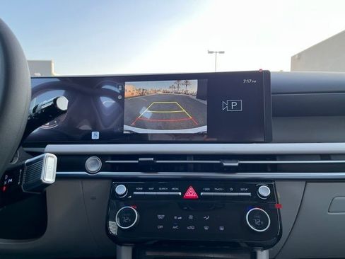 New 2026 Hyundai Tucson Blue SE image 10