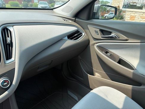 Used 2024 Chevrolet Malibu LS w/ LPO, Floor Liner Package FWD image 22