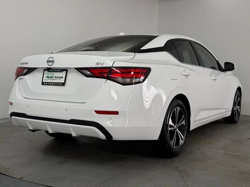 Used 2023 Nissan Sentra SV FWD image 9