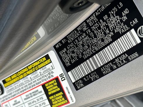 Used 2025 Lexus ES 300h w/ Premium Package FWD image 23
