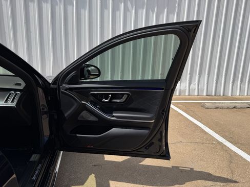 Used 2022 Mercedes-Benz S 580 4MATIC Sedan image 26