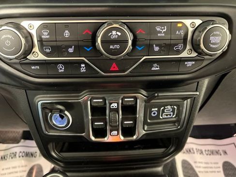 Used 2021 Jeep Wrangler Unlimited Sport w/ Sun And Sound Package AWD/4WD image 28