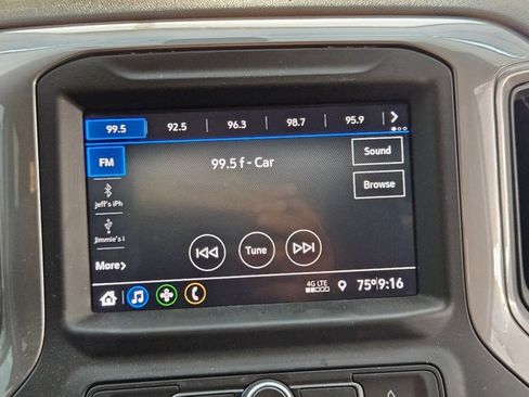 Used 2021 Chevrolet Silverado 1500 Custom Trail Boss image 11