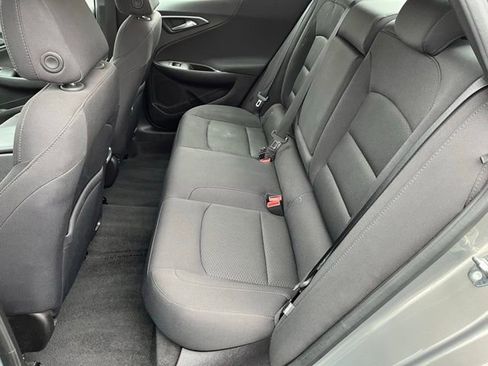 Used 2017 Chevrolet Malibu LT w/ Driver Confidence Package image 17