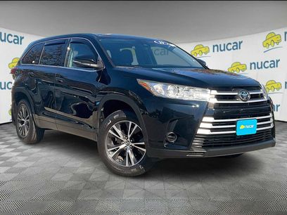 Certified 2019 Toyota Highlander LE