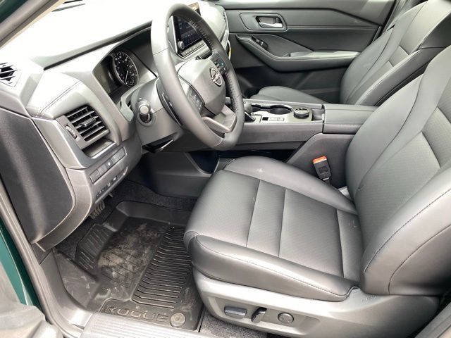 New 2026 Nissan Rogue Dark Armor AWD/4WD image 10