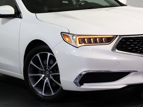 Certified 2018 Acura TLX V6 SH-AWD image 29