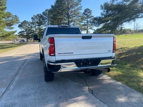 Used 2024 Chevrolet Silverado 2500 LTZ w/ LTZ Texas Edition AWD/4WD image 7