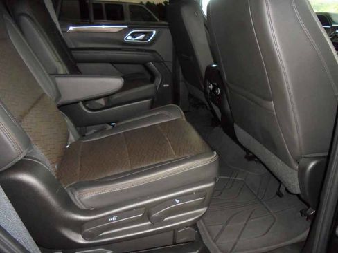 Used 2021 Chevrolet Tahoe High Country AWD/4WD image 10