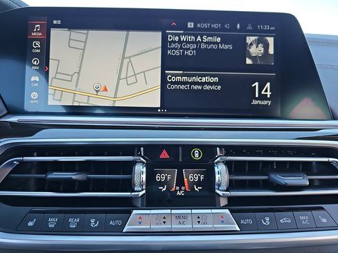 Used 2023 BMW X5 sDrive40i w/ Parking Assistance Package image 22