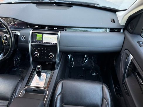 Used 2020 Land Rover Discovery Sport SE AWD/4WD image 29