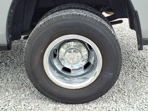 Used 2023 RAM 3500 Tradesman AWD/4WD image 17