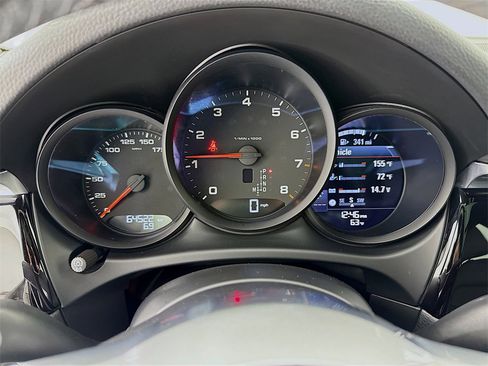 Used 2020 Porsche Macan image 16