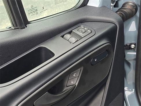 New 2025 Mercedes-Benz Sprinter 2500 image 12