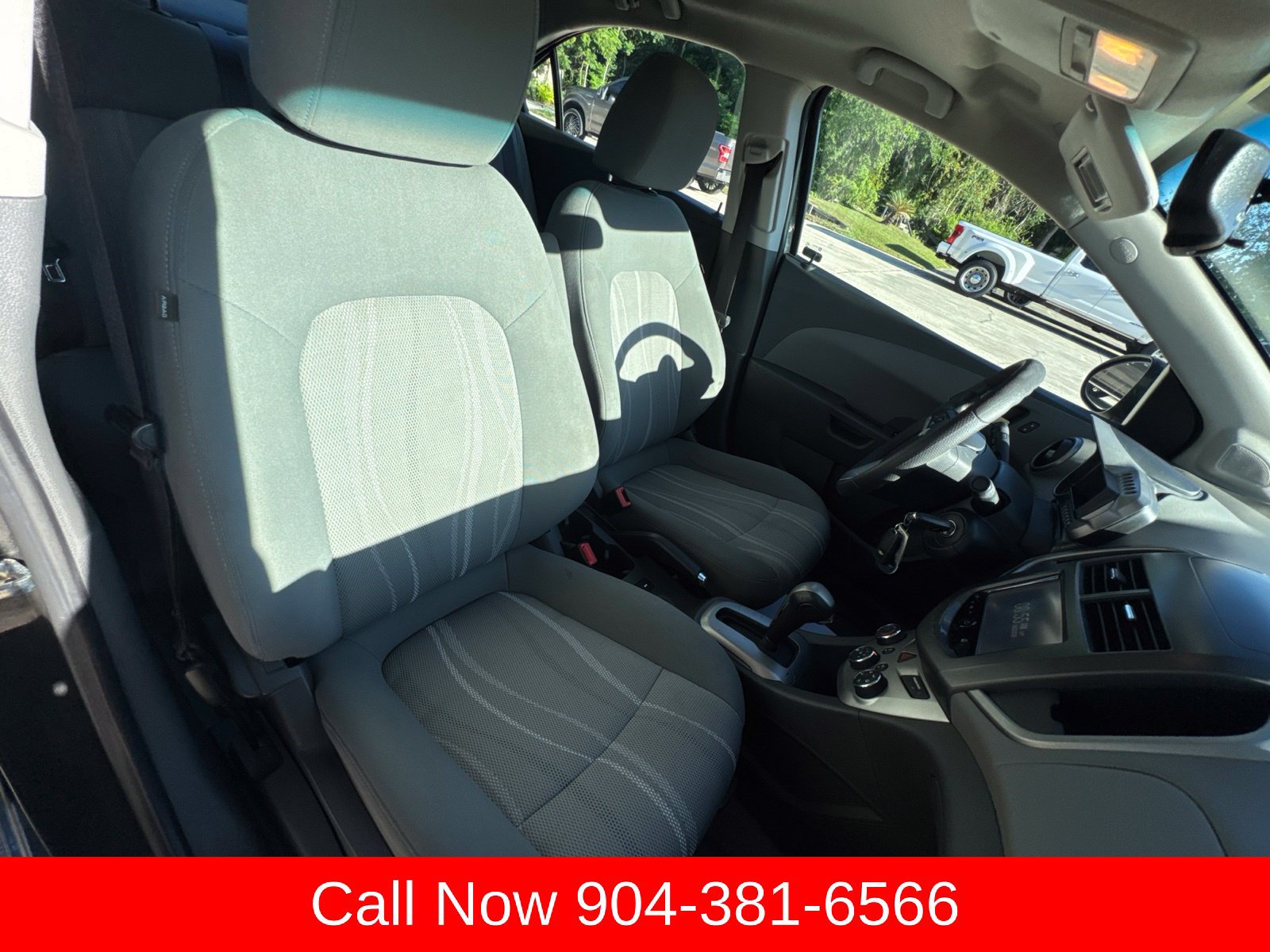 Used 2015 Chevrolet Sonic LT FWD image 15
