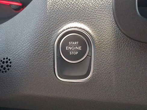 Used 2025 Mercedes-Benz Sprinter 3500 image 22