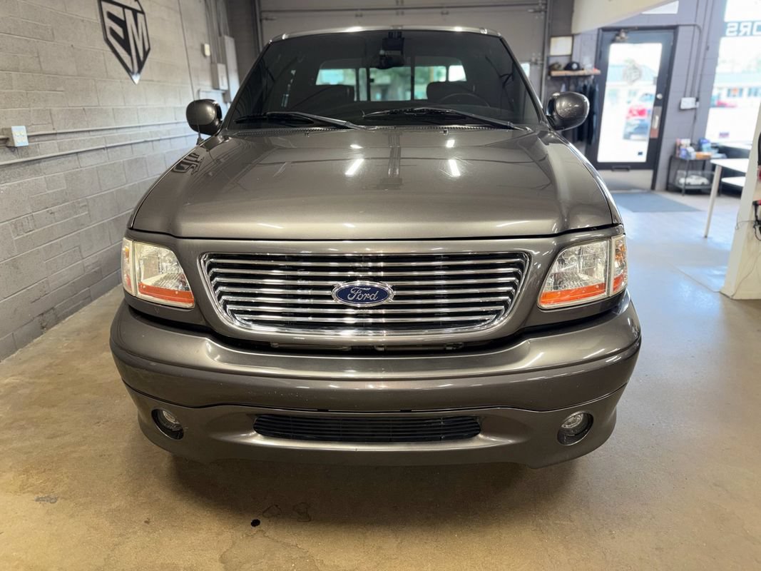 Used 2002 Ford F150 Harley-Davidson RWD image 3