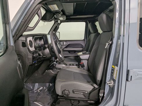 Used 2025 Jeep Wrangler Sahara 4xe w/ Safety Group image 14