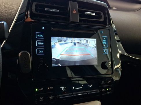 Used 2017 Toyota Prius Two w/ Carpet Mat Package image 19