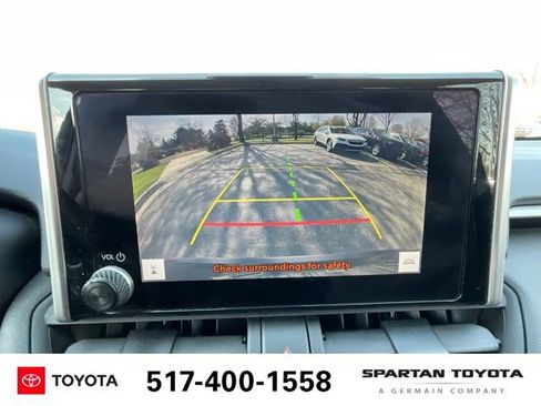Used 2024 Toyota RAV4 XLE AWD/4WD image 18