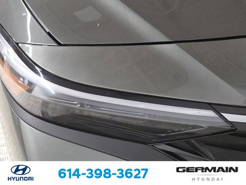 Certified 2026 Hyundai Elantra SE FWD image 15