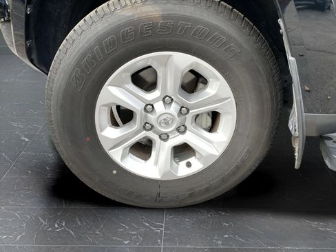 Used 2024 Toyota 4Runner SR5 Premium image 46