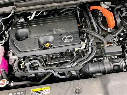 Used 2025 Lexus RX 350h w/ Convenience Package image 32