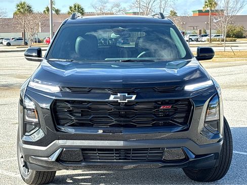 Used 2026 Chevrolet Equinox RS w/ Convenience Package III image 2