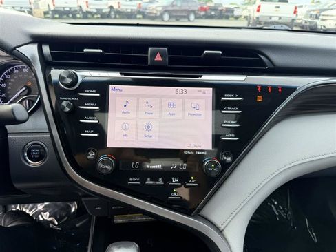 Used 2020 Toyota Camry XLE FWD image 37