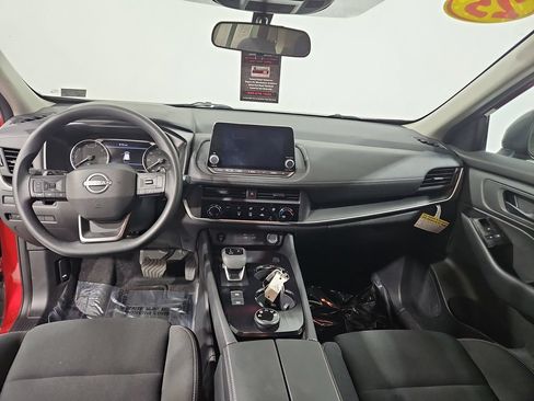 Certified 2025 Nissan Rogue S AWD/4WD image 14